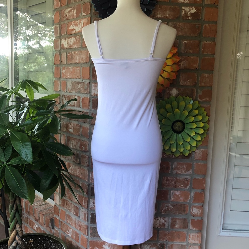 SOLD 🚨ASOS White Midi Body Con Dress - Picture 6 of 9